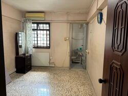 Blk 2 Hougang Avenue 3 (Hougang), HDB 3 Rooms #591938601